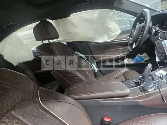 Photo 2 of 10: 2018 BMW 530i, VIN WBAJD3106JWC13901 — Korean insurance auction