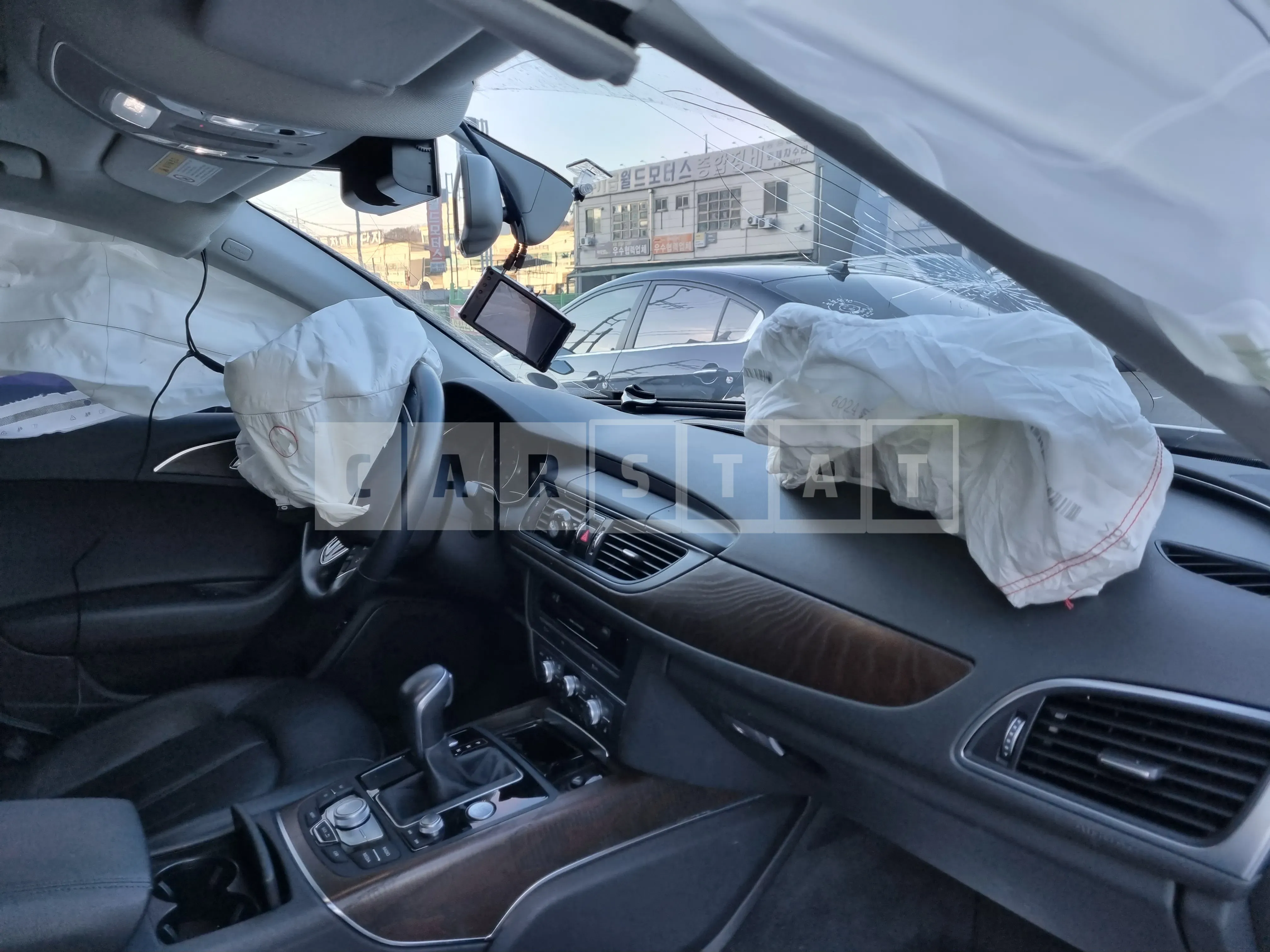 Photo 2 of 2: 2016 Audi A6 35 TDI, VIN WAUZZZ4G1GN076667 — Korean insurance auction
