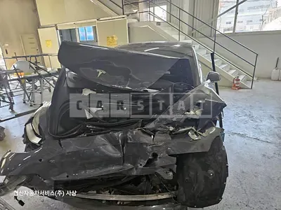 Photo 1 of 25: 2020 Tesla Model 3 Long Range, VIN 5YJ3E1EB1LF692497 — Korean insurance auction
