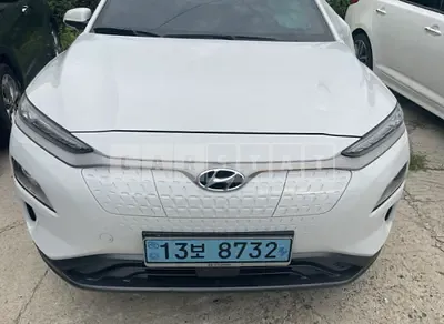 Photo 1 of 7: 2019 Hyundai Kona — Korean insurance auction