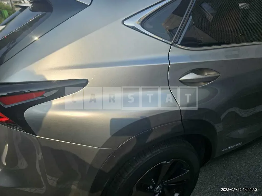 Photo 2 of 24: 2018 Lexus NX300h — Korean insurance auction