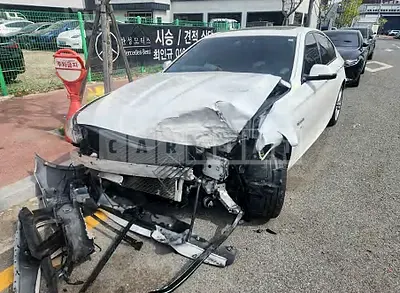 Photo 1 of 29: 2016 BMW 520d — Korean insurance auction