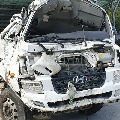 Photo 1 of 5: 2015 BMW Concrete Mix — Korean insurance auction
