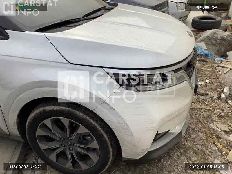 Photo 2 of 24: 2021 Kia Carnival, VIN KNANE81BBMS124120 — Korean insurance auction