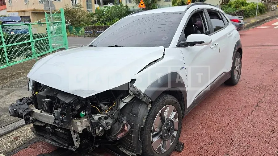 Photo 2 of 5: 2018 Hyundai Kona Electric — Korean insurance auction
