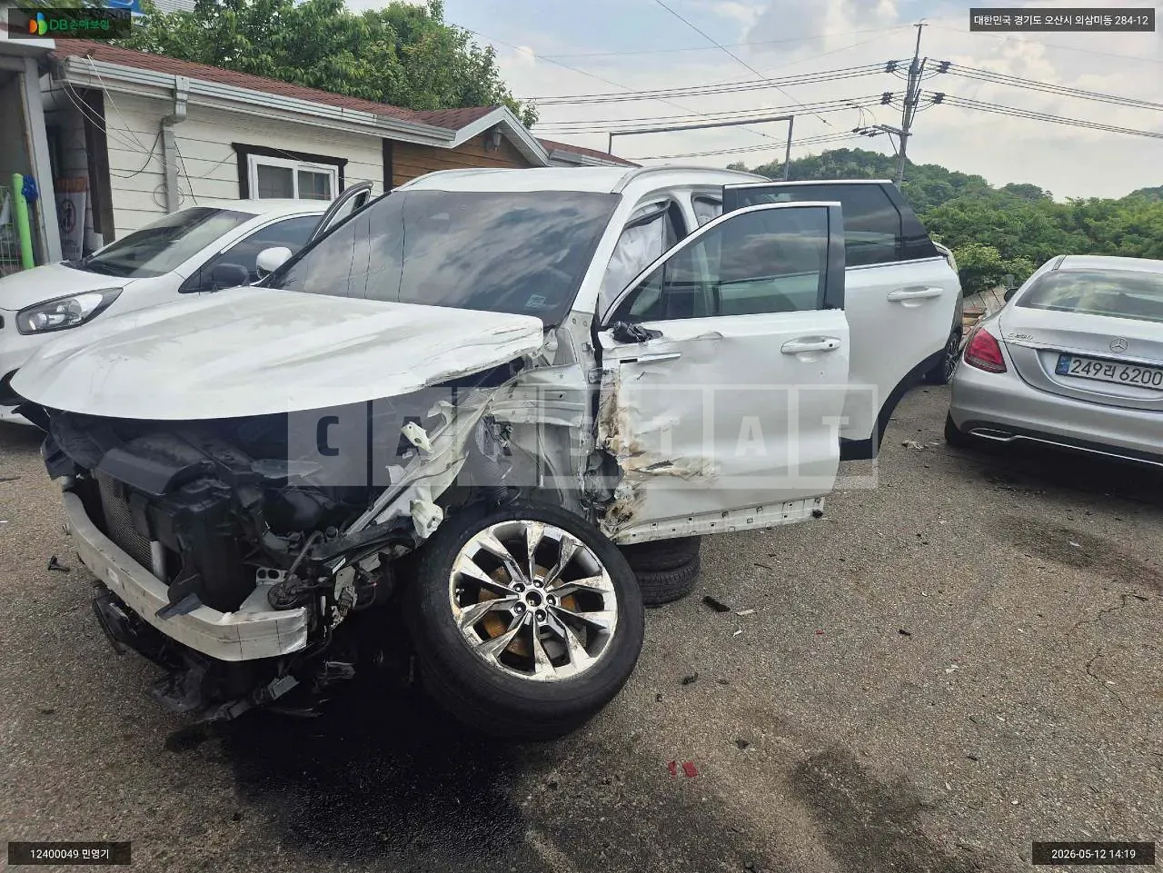 Photo 2 of 18: 2020 Kia Sorento, VIN KNARG81BGMA054187 — Korean insurance auction