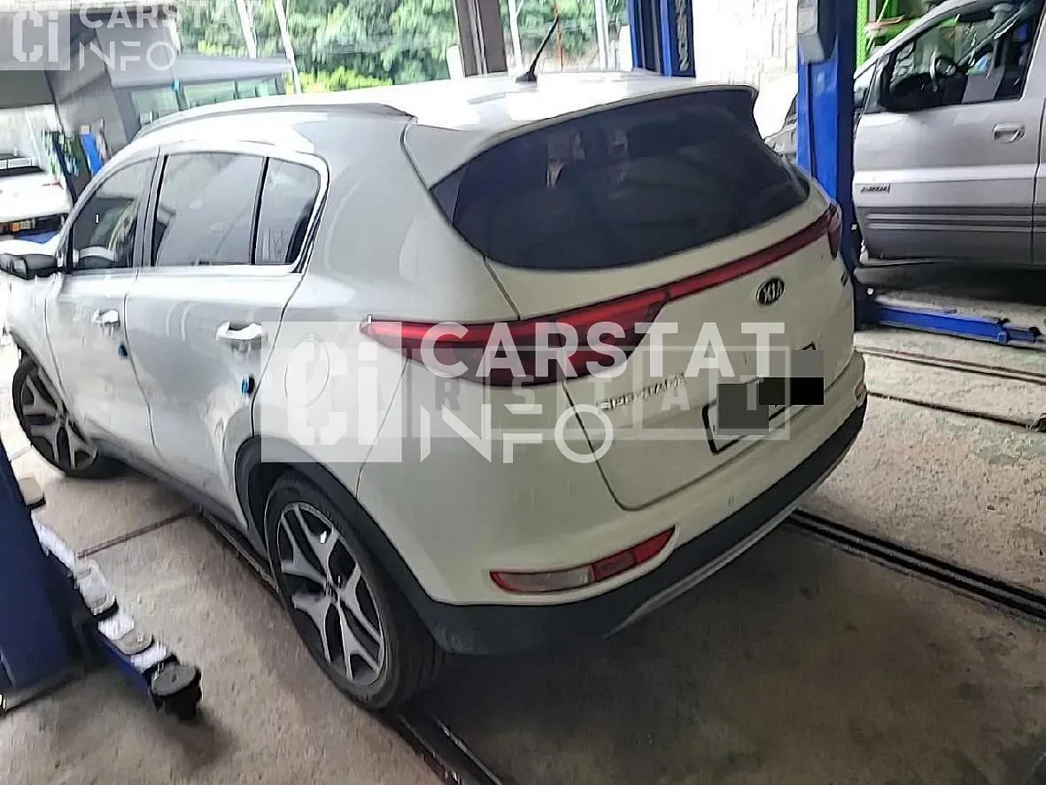 Photo 2 of 15: 2017 Kia Sportage, VIN KNAPN813BHK271288 — Korean insurance auction