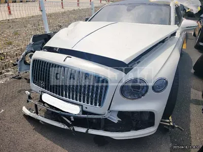 2022 Bentley Flyingspur V8