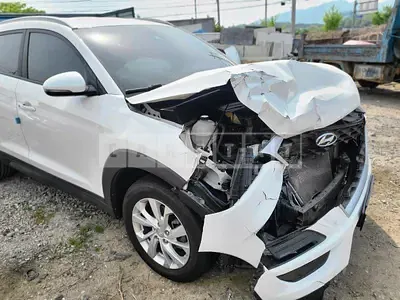 Photo 1 of 15: 2018 Hyundai Tucson TL — Korean insurance auction