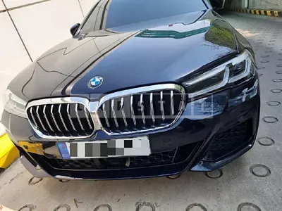 Photo 1 of 28: 2021 BMW 530i xDrive, VIN WBA31BJ07MWX01428 — Korean insurance auction