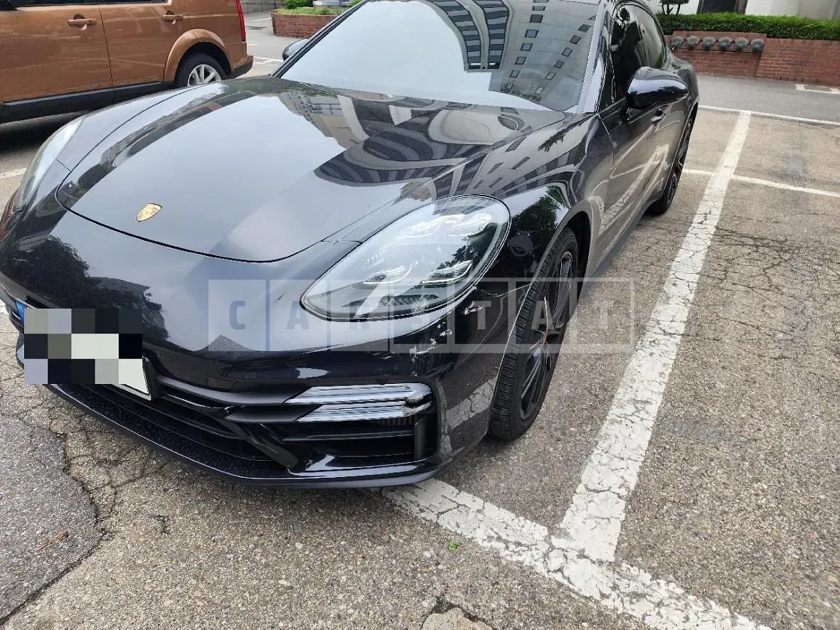 Photo 2 of 2: 2021 Porsche (parts) Panamera 4 Lite — Korean insurance auction