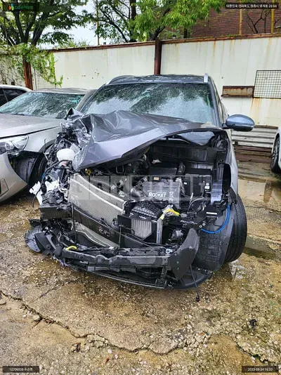 Photo 1 of 11: 2019 Hyundai Tucson, VIN KMHJ3812GLU191295 — Korean insurance auction