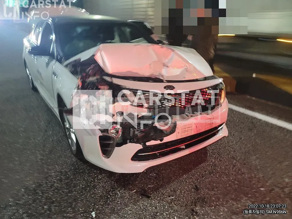 Photo 2 of 15: 2016 Kia K5, VIN KNAGU416BGA064854 — Korean insurance auction
