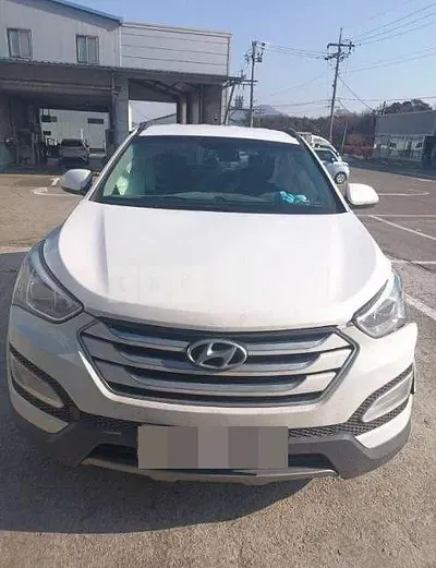 Photo 1 of 22: 2014 Hyundai Santa Fe DM — Korean insurance auction