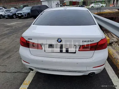 Photo 1 of 25: 2018 BMW 520d, VIN WBAJC3101JD032300 — Korean insurance auction