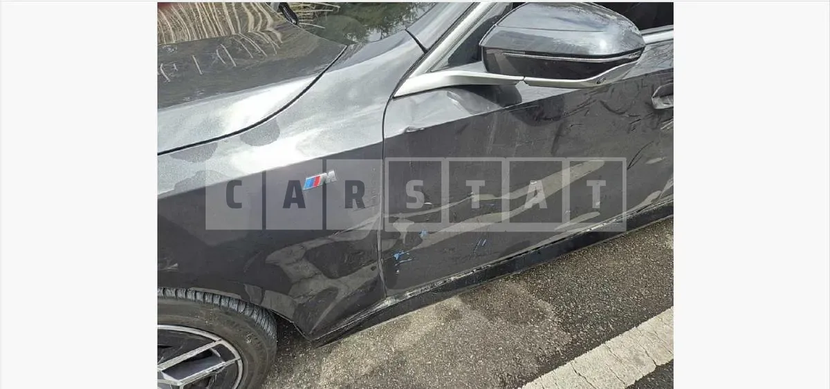 Photo 2 of 29: 2024 BMW 520i — Korean insurance auction