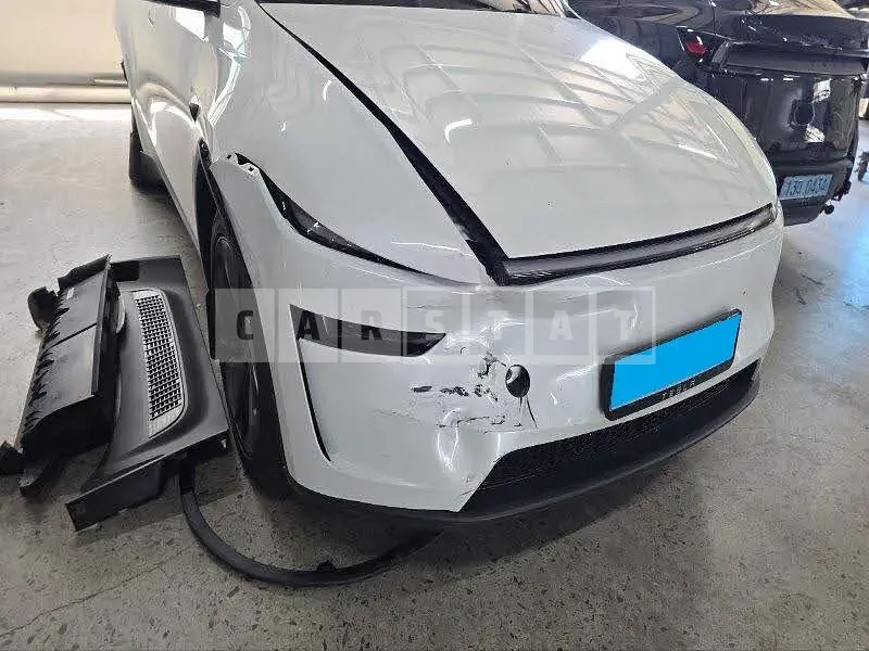 Photo 2 of 24: 2025 Tesla Model Y RWD, VIN LRWYGCFJ3SC240075 — Korean insurance auction