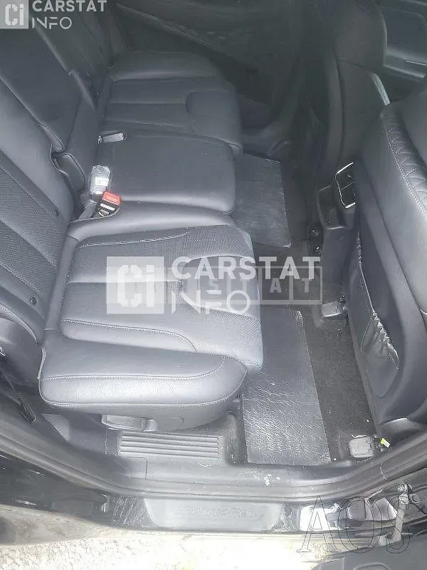 Photo 2 of 7: 2019 Hyundai Santa Fe, VIN KMHS281BDKU020129 — Korean insurance auction