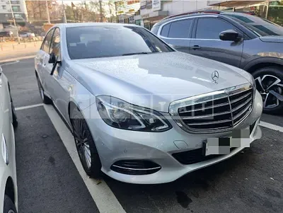 Photo 1 of 30: 2015 Mercedes-Benz E300, VIN WDDHF5FB4GB235528 — Korean insurance auction
