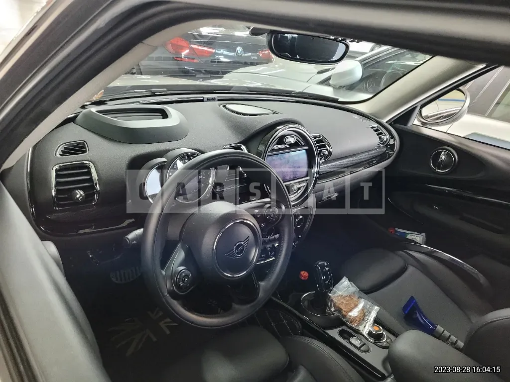 Photo 2 of 12: 2020 MINI Cooper Clubman, VIN WMW71BB03L2L41256 — Korean insurance auction