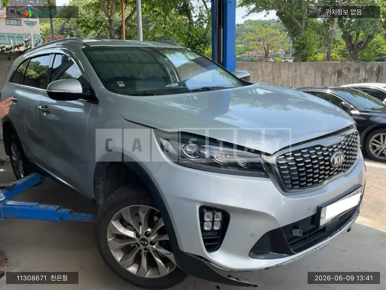 Photo 2 of 60: 2019 Kia Sorento, VIN KNAPK81BDKA538815 — Korean insurance auction