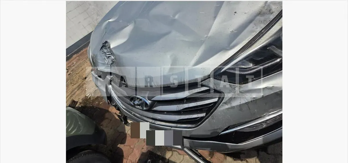 Photo 2 of 15: 2017 Hyundai Santa Fe DM — Korean insurance auction