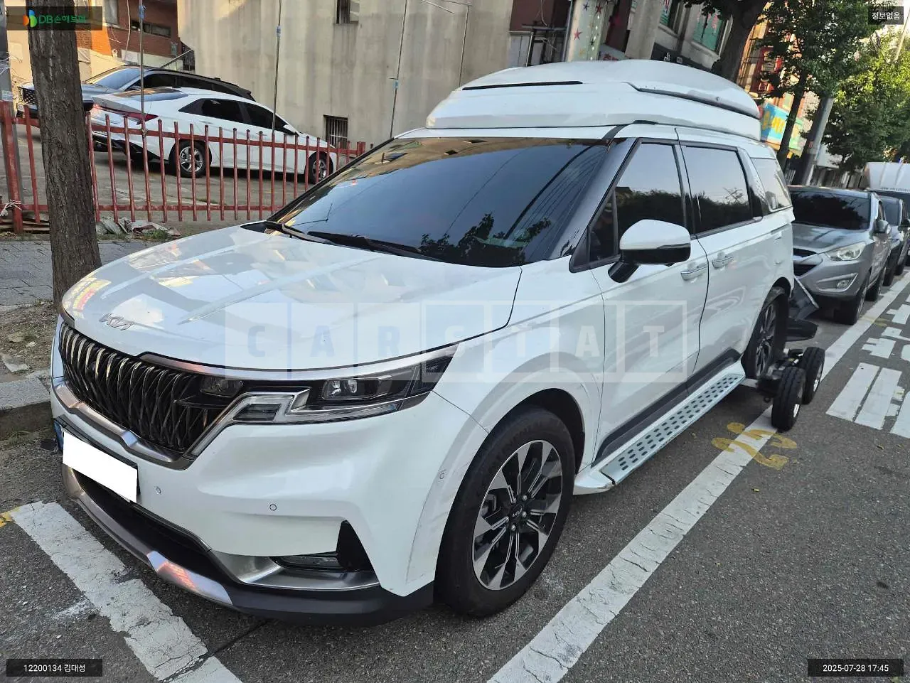 Photo 2 of 18: 2022 Kia Carnival Limousine, VIN KNANE813BNS181532 — Korean insurance auction