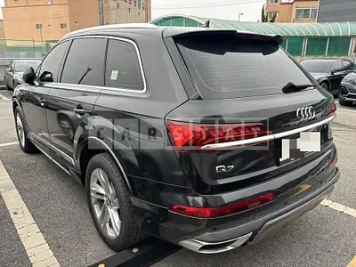 Photo 1 of 60: 2021 Audi Q7 — Korean insurance auction