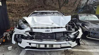 Photo 1 of 9: 2017 Kia Sportage — Korean insurance auction