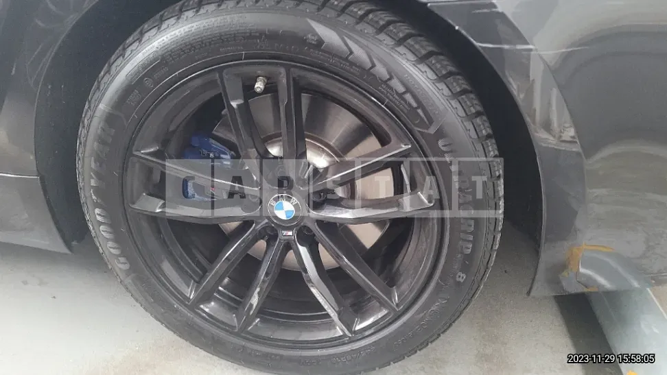 Photo 2 of 37: 2023 BMW 520i, VIN WBA11BH06PWY03059 — Korean insurance auction