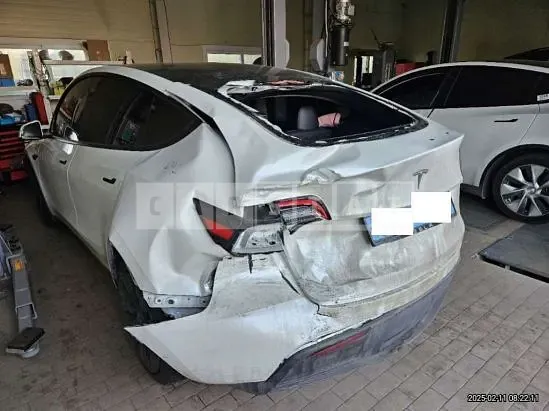 Photo 2 of 12: 2021 Tesla Model Y LongRange — Korean insurance auction
