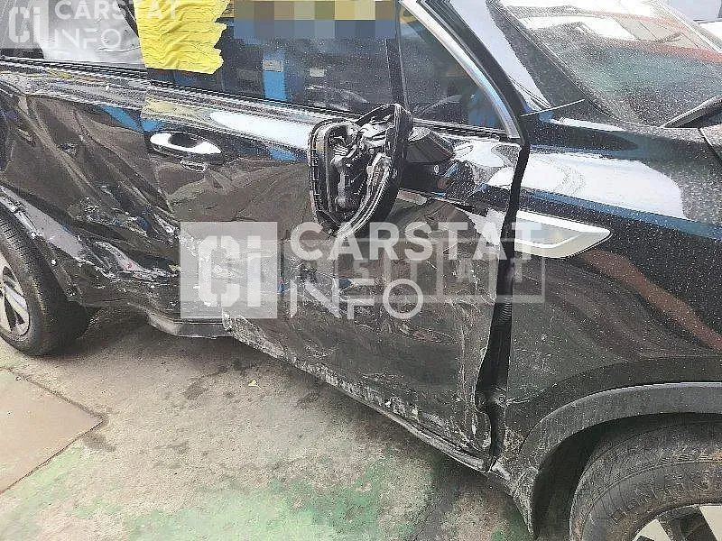 Photo 2 of 41: 2021 Kia Sorento 2.2, VIN KNARL81BGMA089889 — Korean insurance auction