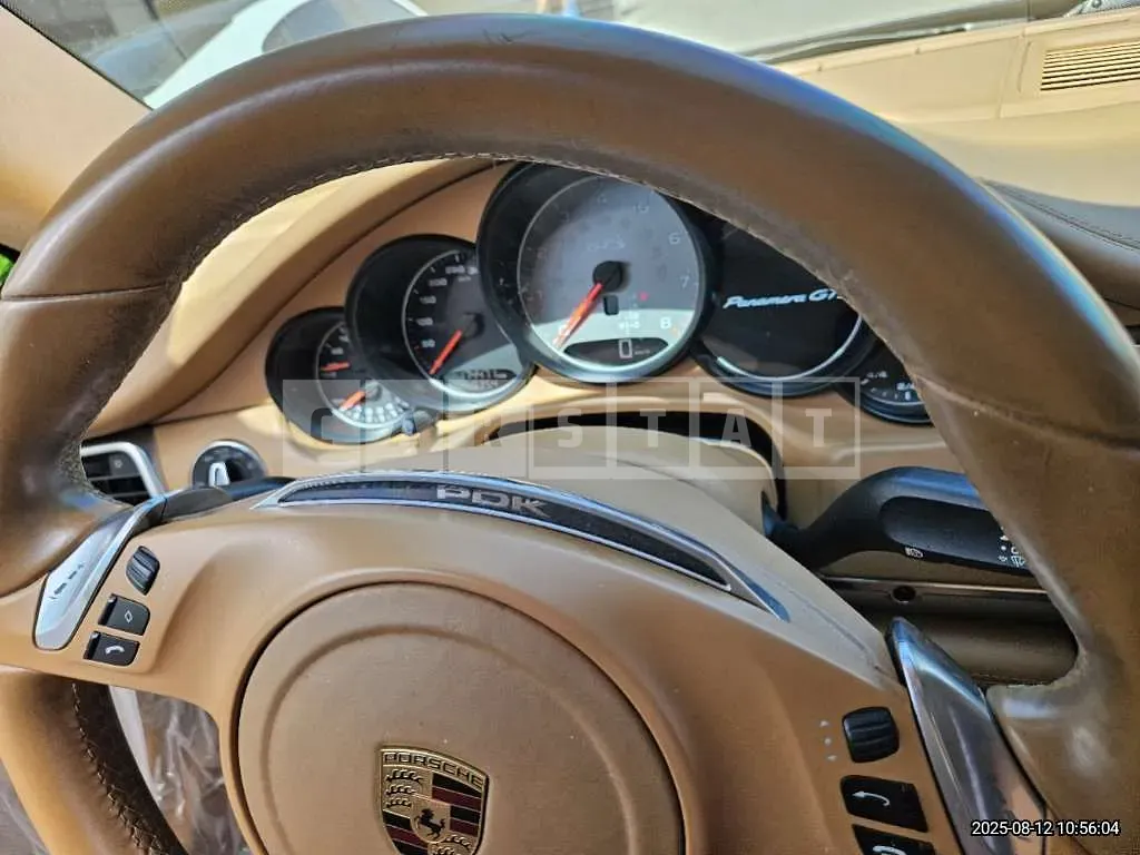 Photo 2 of 33: 2016 Porsche Panamera GTS — Korean insurance auction