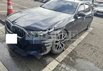 Photo 1 of 14: 2024 BMW 520i — Korean insurance auction