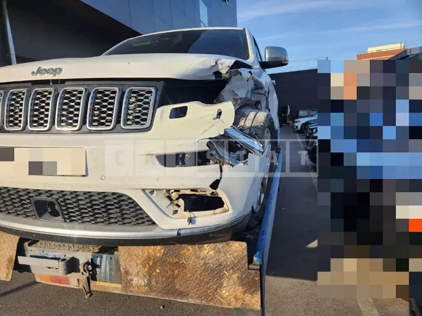 Photo 2 of 7: 2019 Jeep Zip Grand Cherokee, VIN 1C4RJFJM5KC799929 — Korean insurance auction