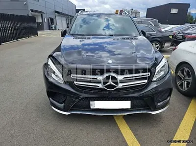 Photo 1 of 17: 2017 Mercedes-Benz GLE 350d 4Matic — Korean insurance auction