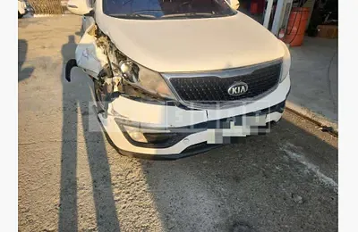 Photo 1 of 15: 2014 Kia Sportage R — Korean insurance auction