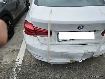 Photo 1 of 24: 2016 BMW 320d, VIN WBA8C5108GK639258 — Korean insurance auction
