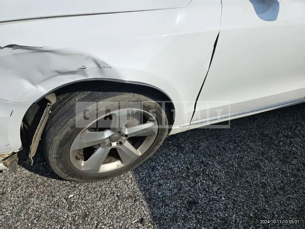 Photo 2 of 28: 2015 Audi Q5 35 TDI quattro, VIN WAUZZZ8R3FA144095 — Korean insurance auction