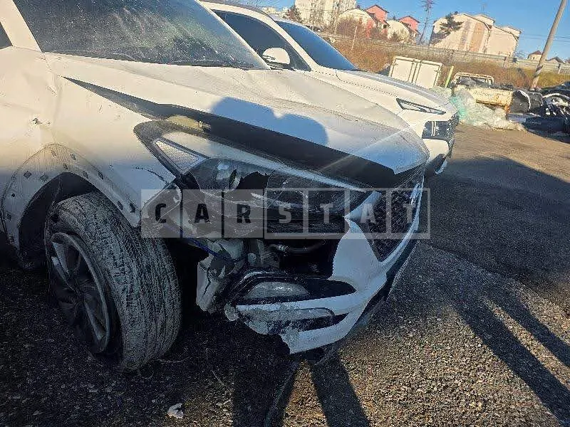 Photo 2 of 24: 2017 Hyundai Tucson, VIN KMHJ3815GJU512092 — Korean insurance auction