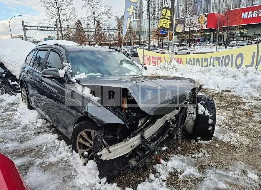 Photo 2 of 11: 2014 BMW 320d Touring — Korean insurance auction