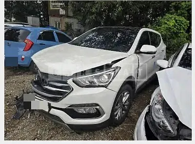 Photo 1 of 12: 2016 Hyundai Santa Fe DM — Korean insurance auction