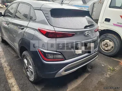 Photo 1 of 45: 2020 Hyundai Kona 1.6, VIN KMHK3813GMU683826 — Korean insurance auction