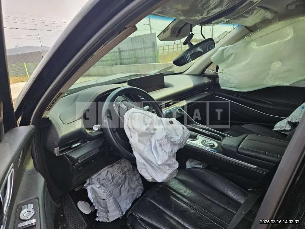 Photo 2 of 18: 2021 Genesis GV80 Diesel 3.0 — Korean insurance auction