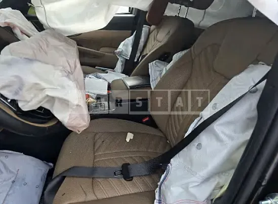 Photo 2 of 14: 2025 Kia Sorento — Korean insurance auction