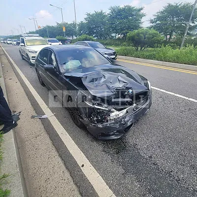 Photo 1 of 16: 2019 BMW 530i xDrive M Sport Package Plus, VIN WBAJD9102KB278673 — Korean insurance auction