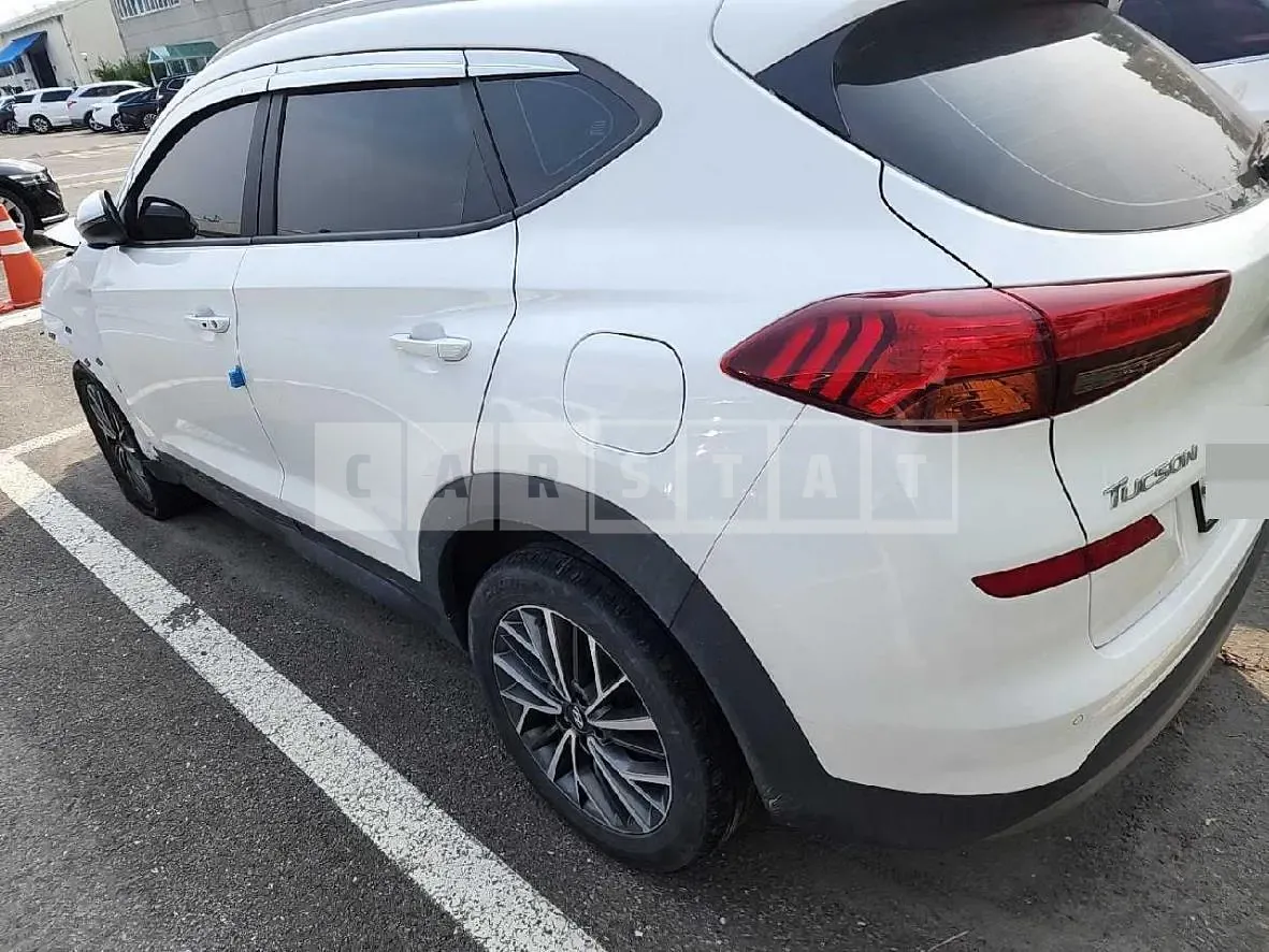 Photo 2 of 16: 2019 Hyundai Tucson TL 1.6 (Gasoline), VIN KMHJ5812GKU126858 — Korean insurance auction