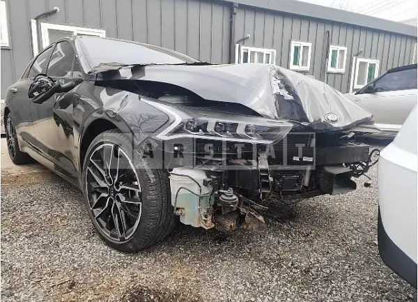 Photo 2 of 16: 2020 Kia K5, VIN KNAG6412BLA014383 — Korean insurance auction