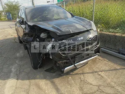 Photo 1 of 15: 2019 Kia Sportage — Korean insurance auction
