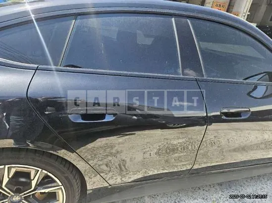 Photo 2 of 24: 2022 BMW i4 eDrive40 — Korean insurance auction